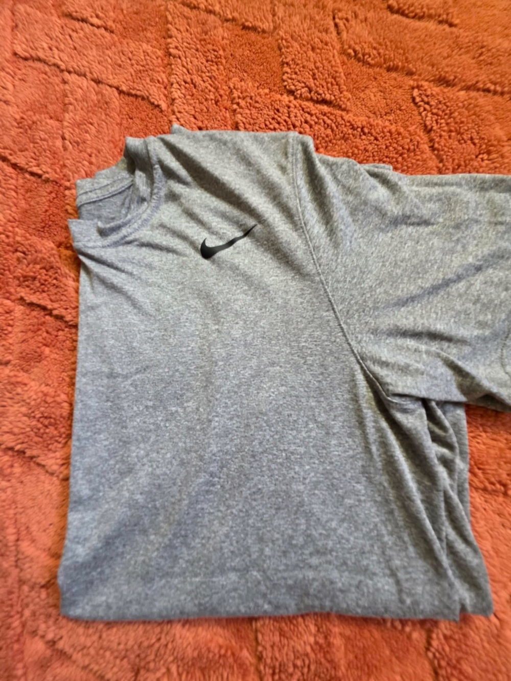Nike Men's Heather Gray Short-Sleeve Dri-FIT Tee b